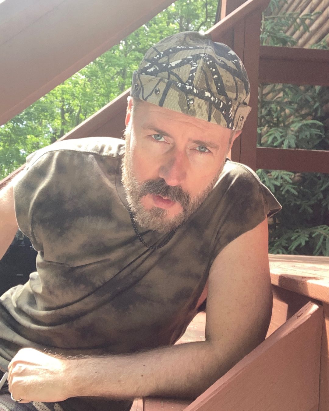 UCYCLED CAMO BRIMLESS