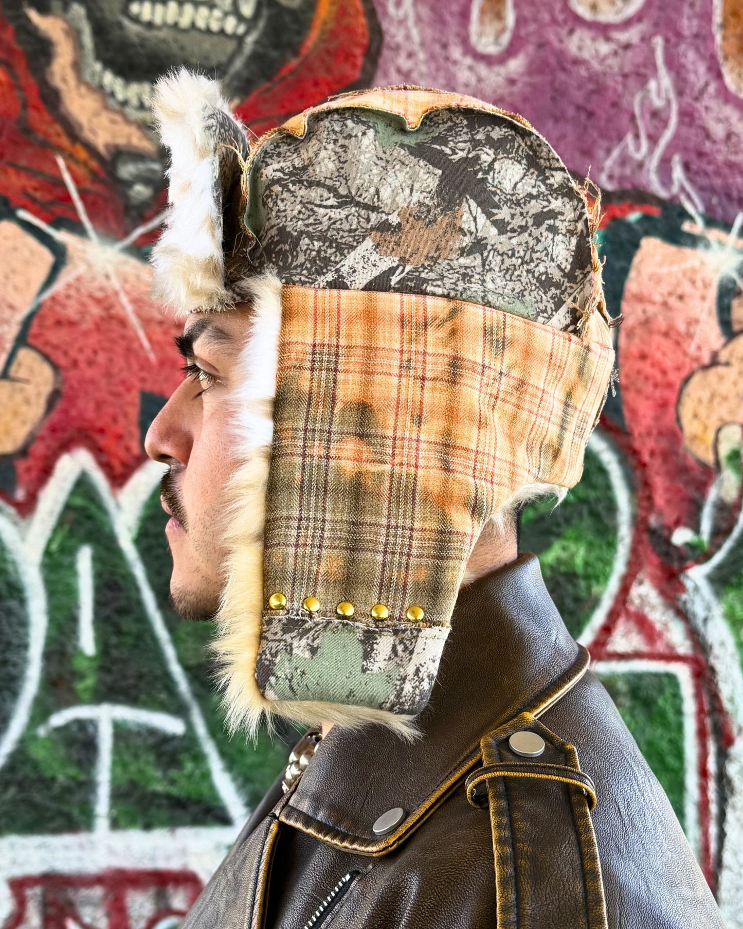 BLEACHED FLANNEL & CAMO TRAPPER