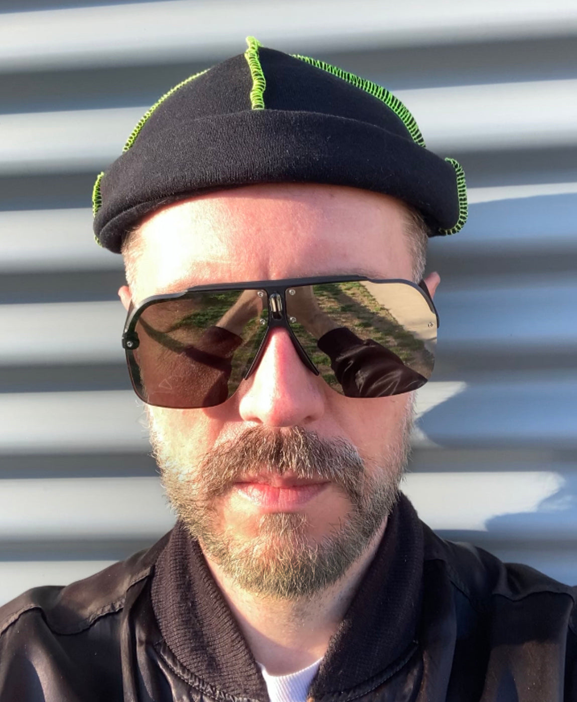 UPCYCLED MINI-BEANIE - BLACK