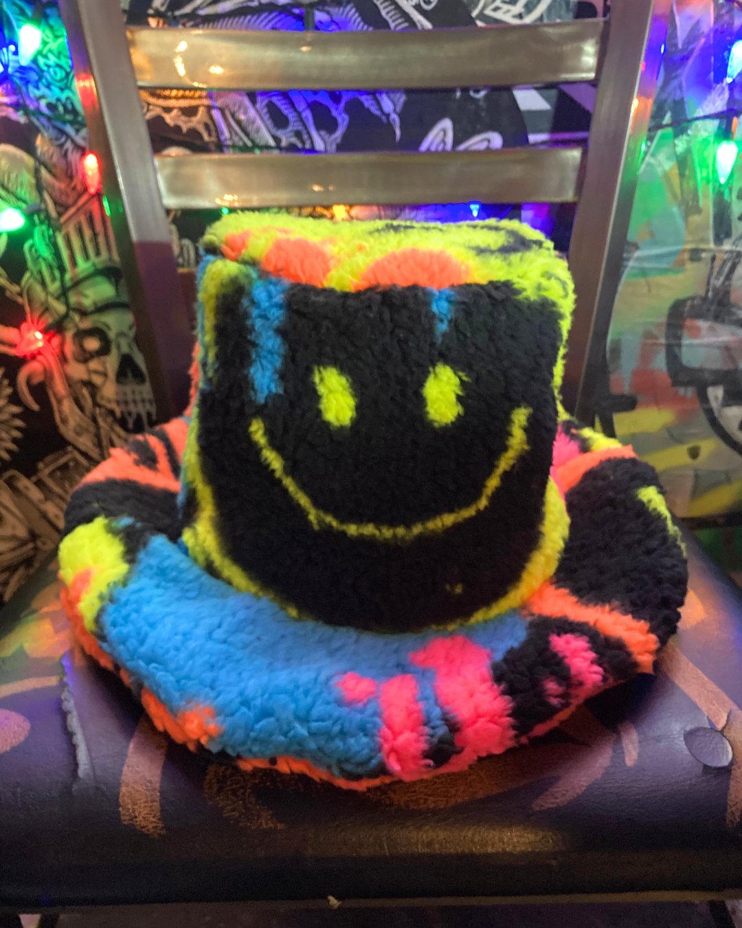 NEON SHERPA JAM HAT