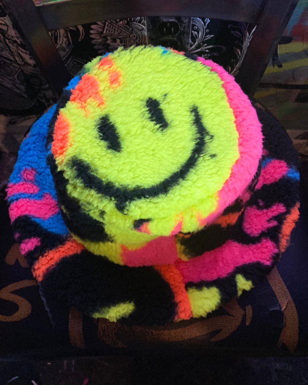 NEON SHERPA JAM HAT
