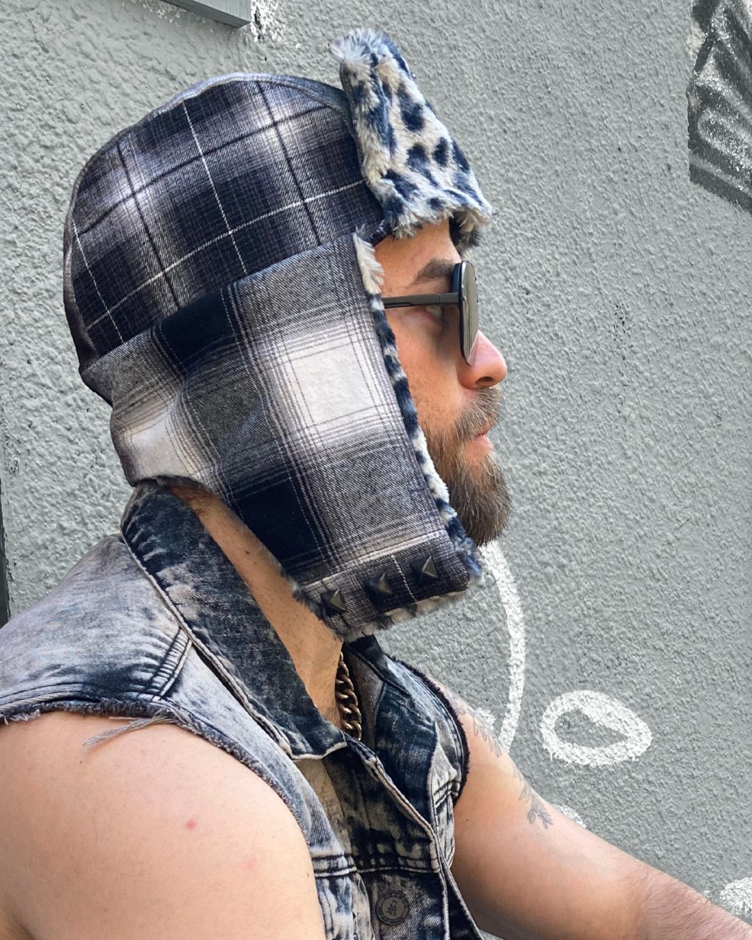 FLANNEL & LEOPARD TRAPPER